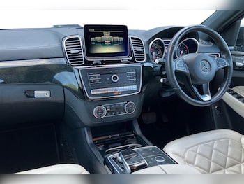 Used Mercedes-Benz GLE 2018 for sale - 79571055: Photo