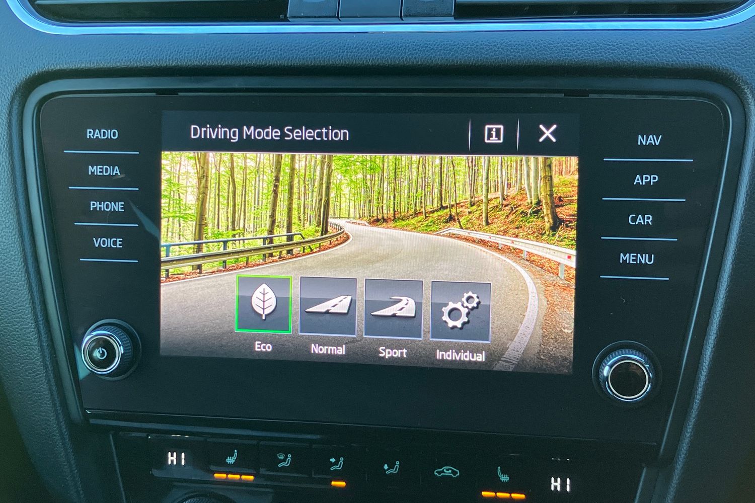 Used Skoda Octavia 2018 for sale - 76884175: Photo 10