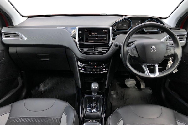 Used Peugeot 2008 2019 for sale - 75938123: Photo 3