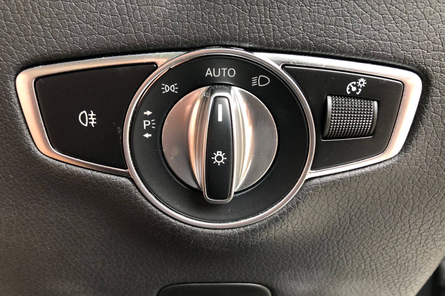 Used Mercedes-Benz EQC 2022 for sale - 76718490: Photo 13