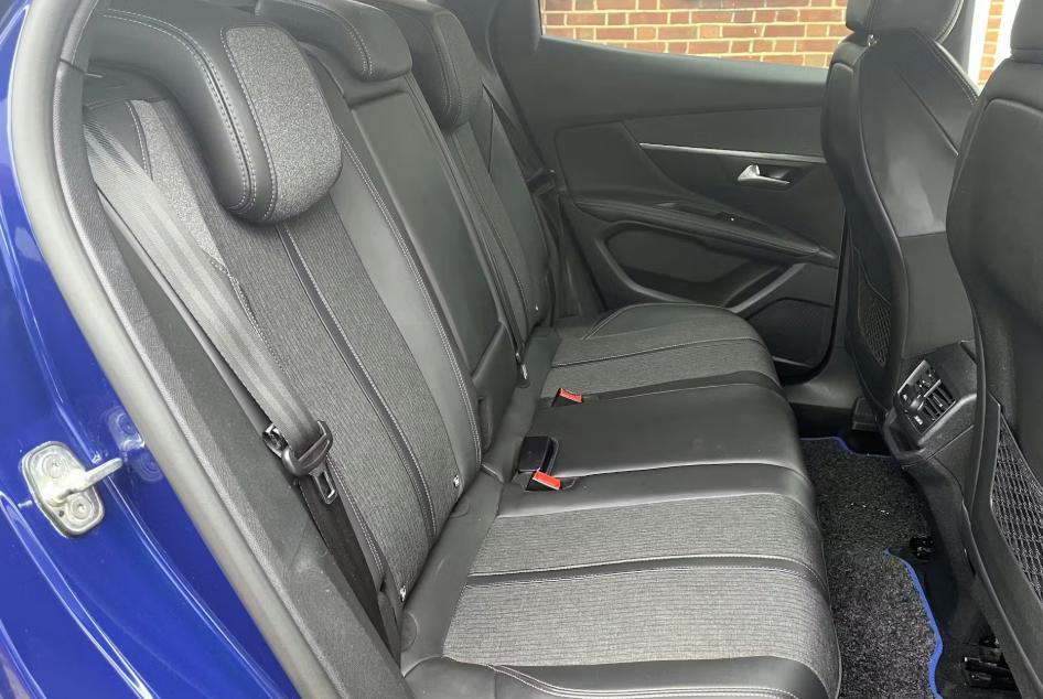 Used Peugeot 3008 2018 for sale - 77774079: Photo 4