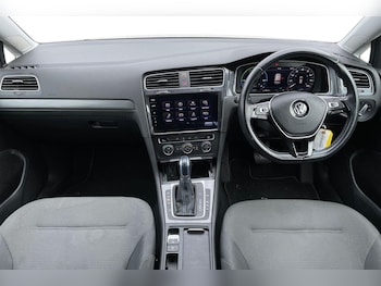 Used Volkswagen Golf 2019 for sale - 79228267: Photo