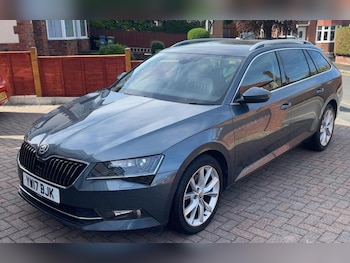 Used Skoda Superb 2017 for sale - 78769988: Photo