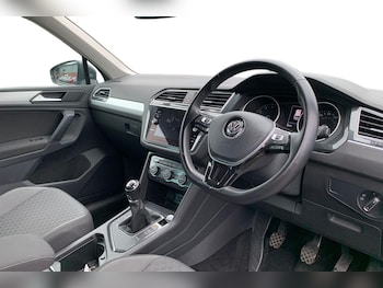 Used Volkswagen Tiguan 2019 for sale - 76535221: Photo