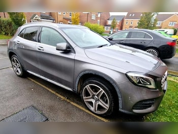 Mercedes-Benz - GLA