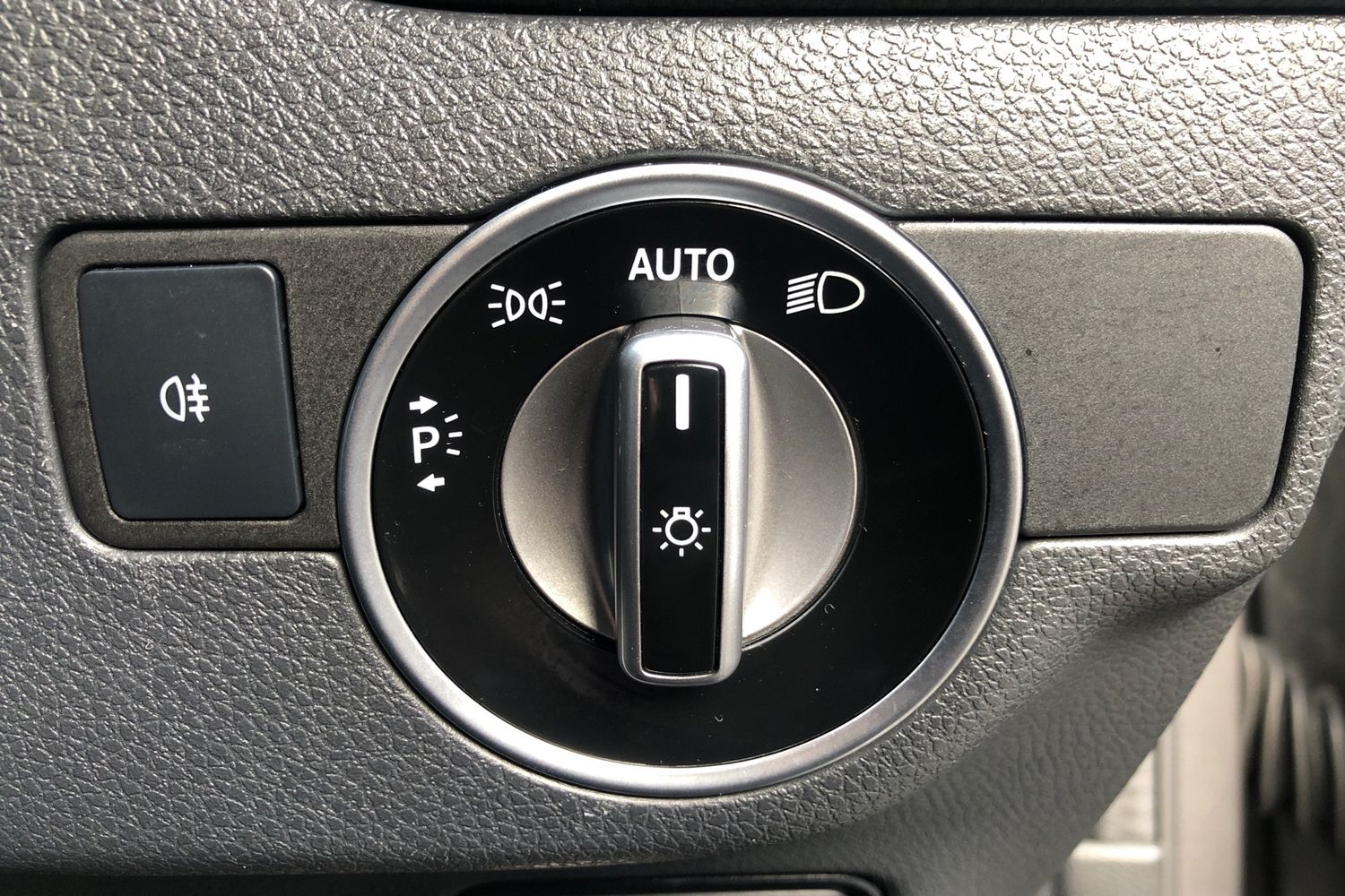 Used Mercedes-Benz GLA 2019 for sale - 76617077: Photo 20