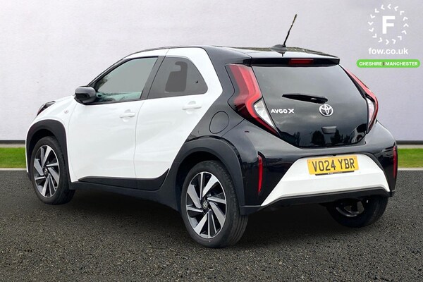 Used Toyota Aygo X 2024 for sale - 76119847: Photo 2