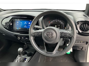 Used Toyota Aygo X 2024 for sale - 76119847: Photo 3