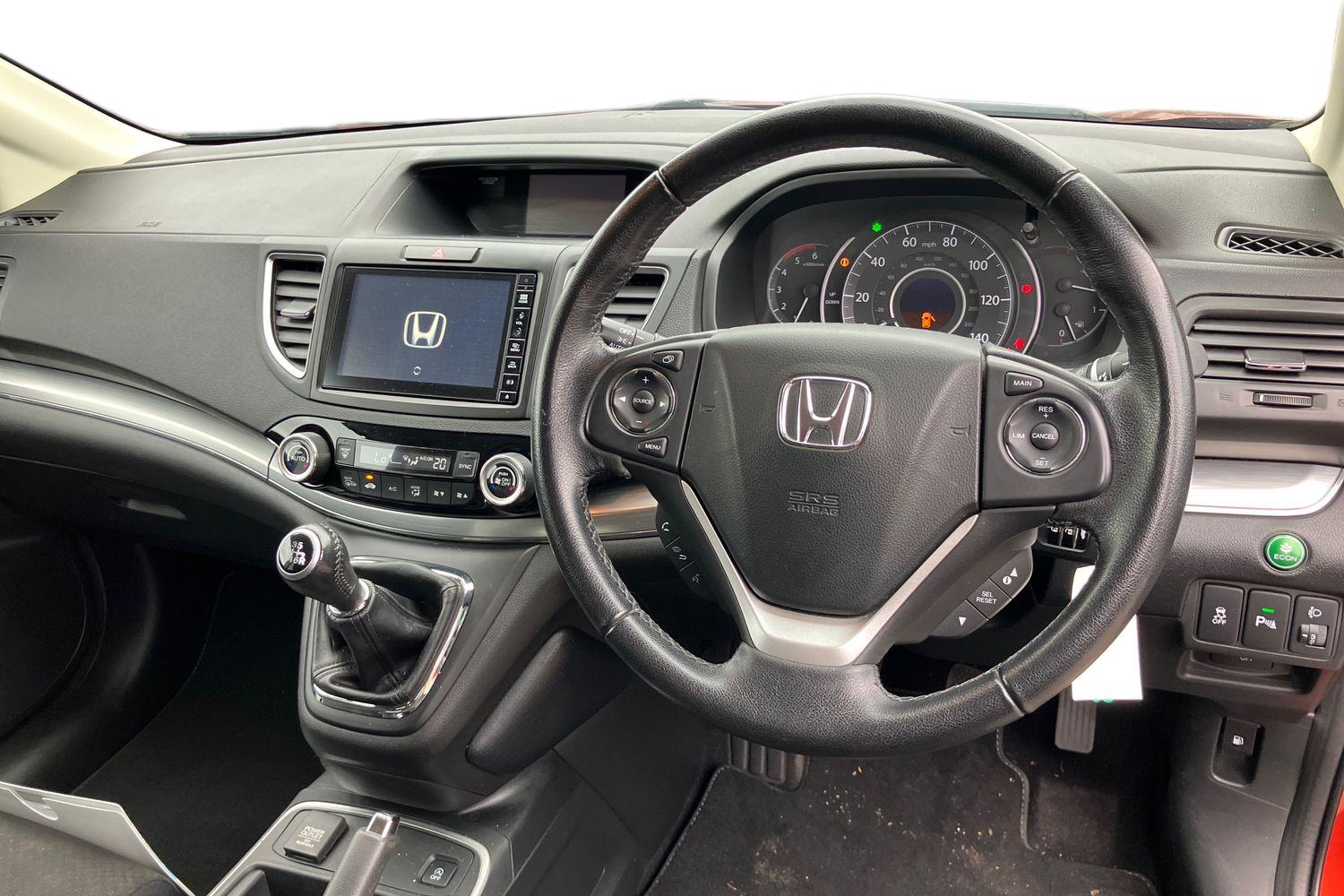 Used Honda CR-V 2017 for sale - 76280874: Photo 3