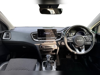 Used Kia XCeed 2023 for sale - 76767829: Photo