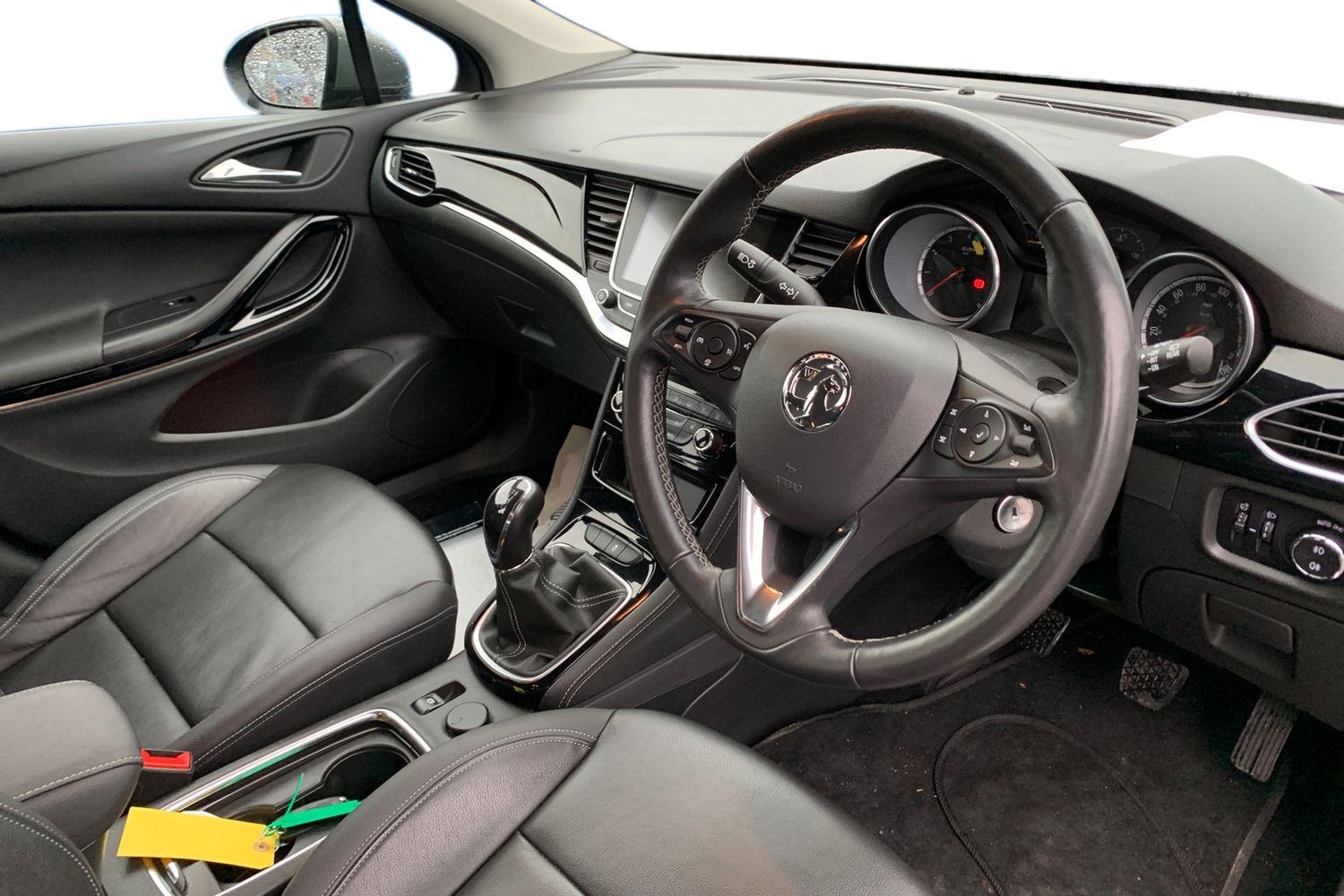 Used Vauxhall Astra 2019 for sale - 76922870: Photo 3