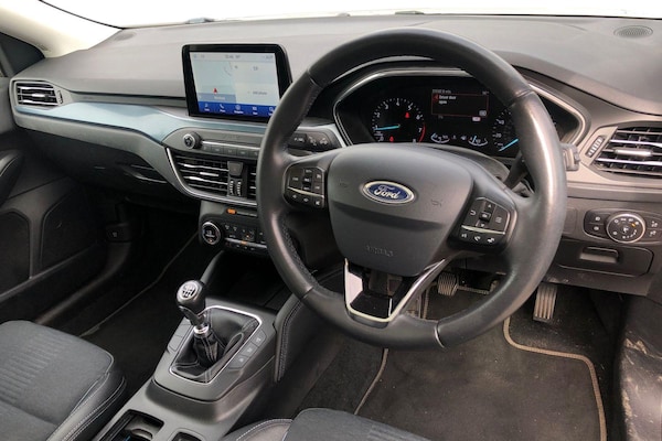 Used Ford Focus 2019 for sale - 76115144: Photo 3