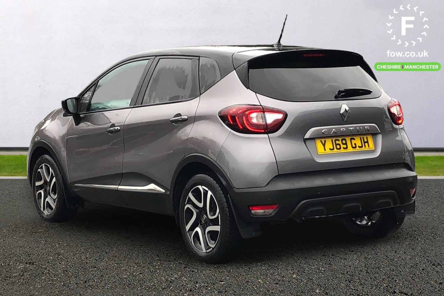 Used Renault Captur 2020 for sale - 77680067: Photo 2