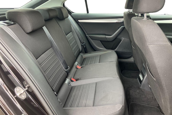 Used Skoda Octavia 2019 for sale - 76082059: Photo 18