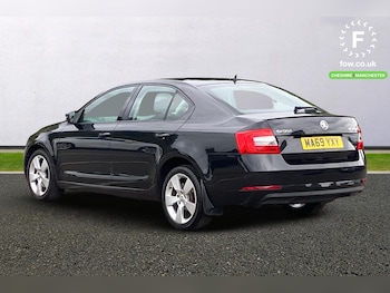 Used Skoda Octavia 2019 for sale - 76082059: Photo 2