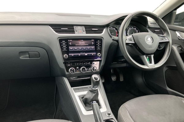 Used Skoda Octavia 2019 for sale - 76082059: Photo 4