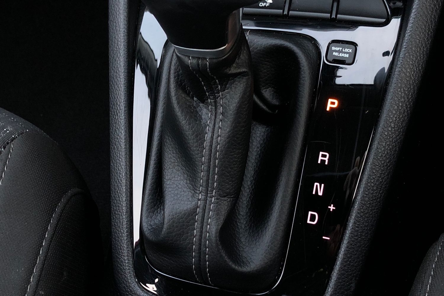 Used Kia Stonic 2022 for sale - 76480881: Photo 11