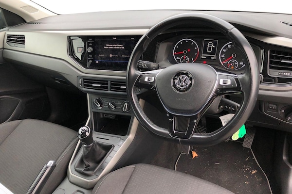 Used Volkswagen Polo 2020 for sale - 76253341: Photo 3