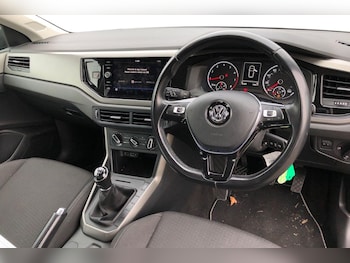 Used Volkswagen Polo 2020 for sale - 76253341: Photo 3