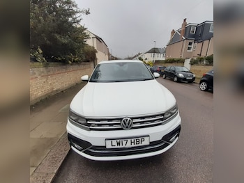 Used Volkswagen Tiguan 2017 for sale - 77407519: Photo