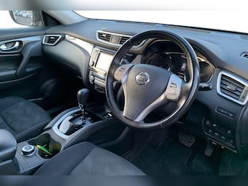 Used Nissan X-Trail 2017 for sale - 77334409: Photo