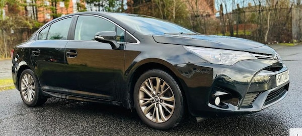 Used Toyota Avensis 2017 for sale - 76300262: Photo 1