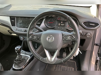 Used Vauxhall Crossland 2021 for sale - 75662532: Photo
