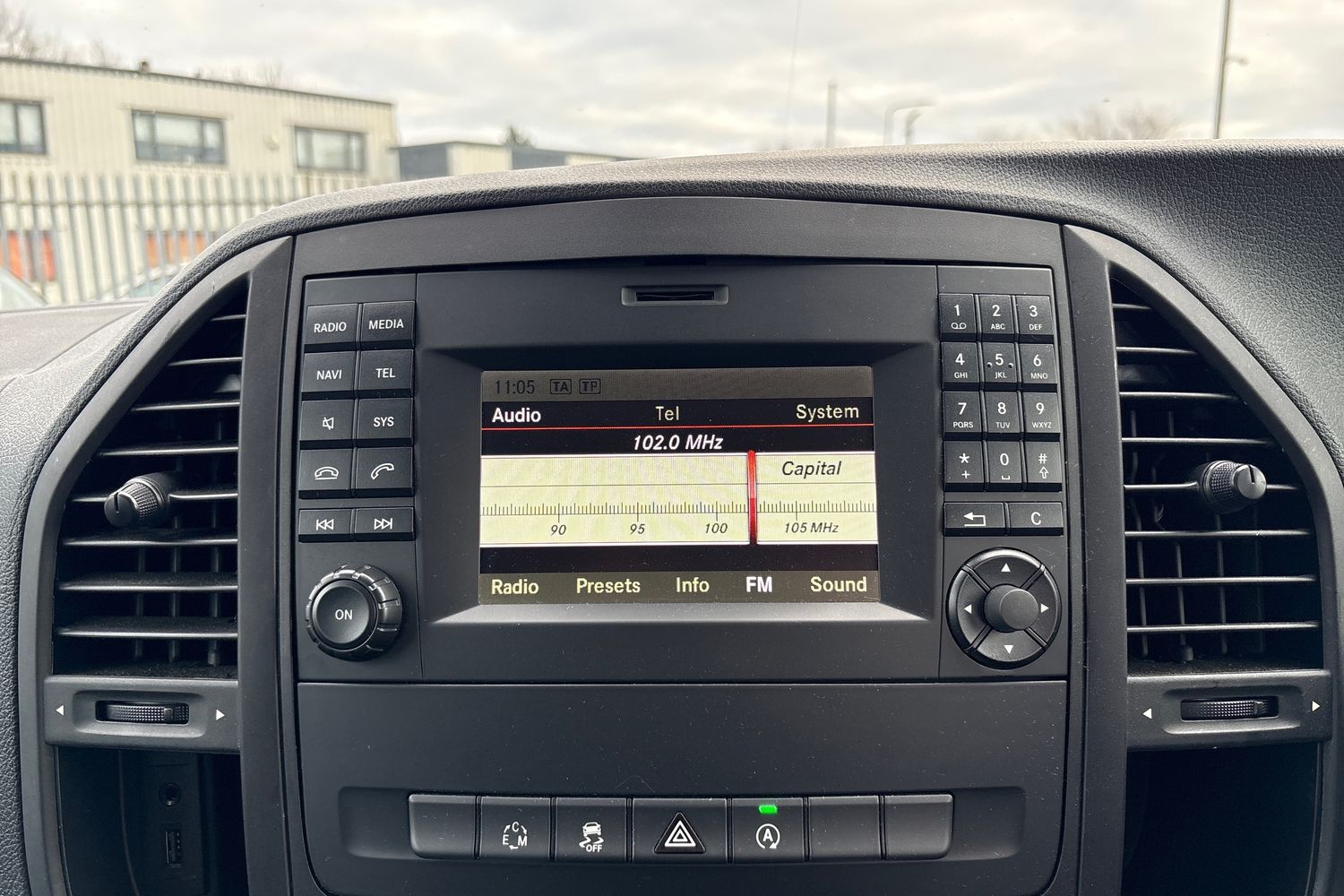 Used Mercedes-Benz Vito 2018 for sale - 77500941: Photo 6