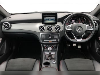 Used Mercedes-Benz GLA 2020 for sale - 78532325: Photo