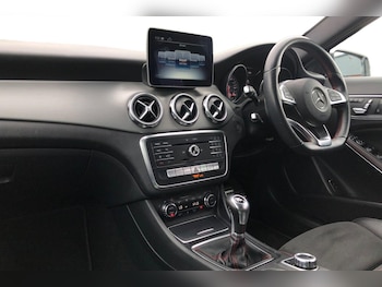 Used Mercedes-Benz GLA 2020 for sale - 78532325: Photo