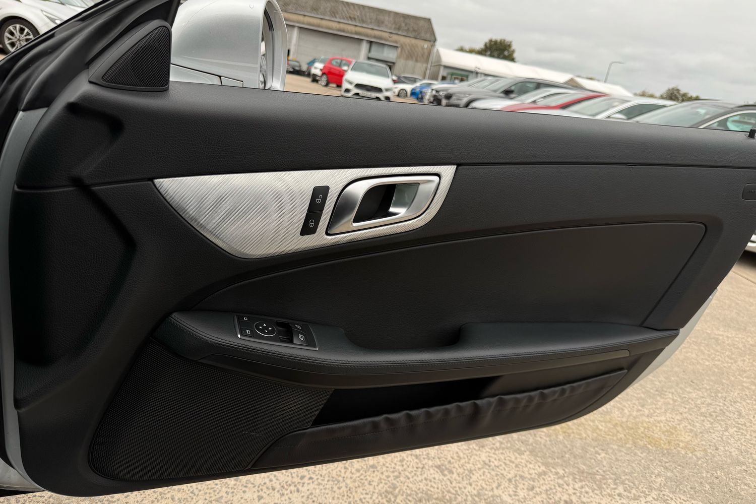 Used Mercedes-Benz SLC 2019 for sale - 77540969: Photo 12