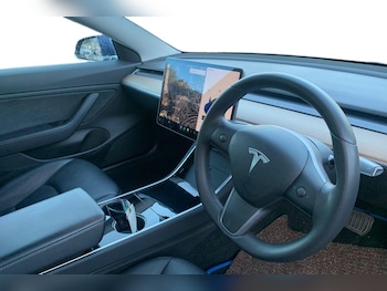 Used Tesla Model 3 2020 for sale - 76435898: Photo