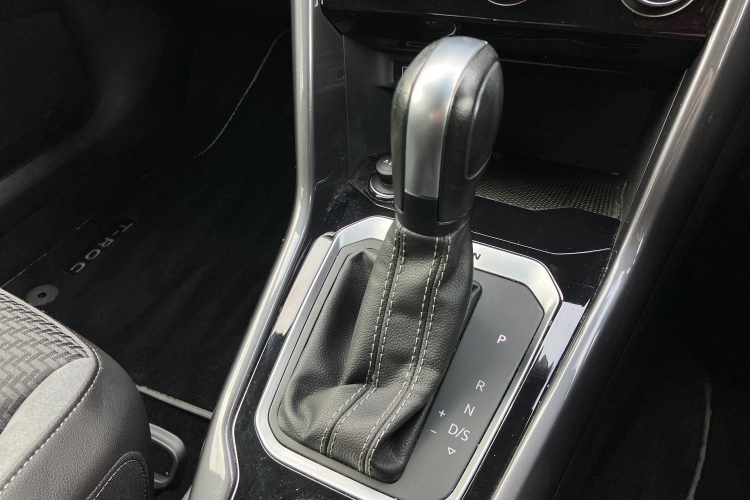 Used Volkswagen T-Roc 2020 for sale - 77527540: Photo 13