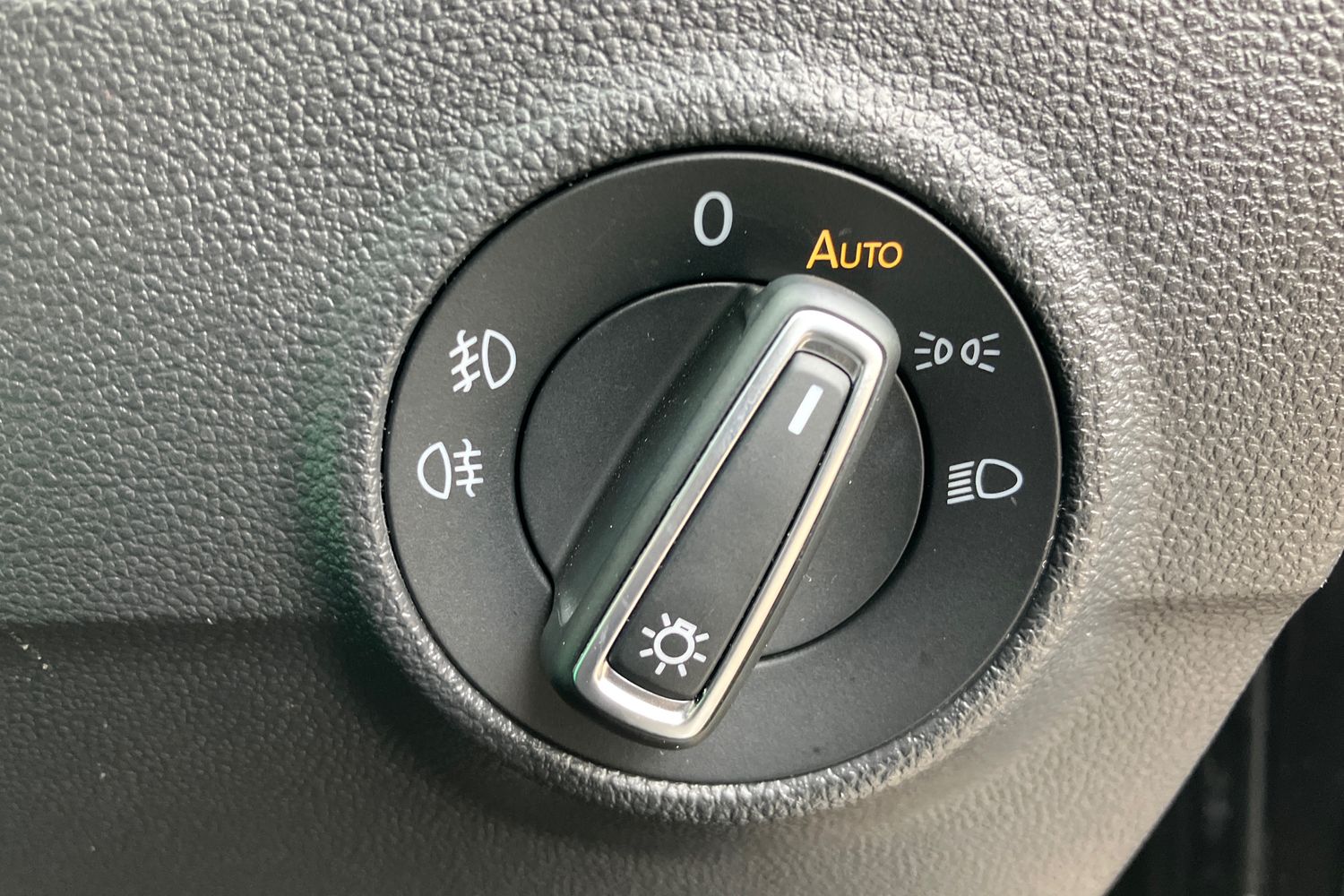 Used Volkswagen T-Roc 2020 for sale - 77527540: Photo 20