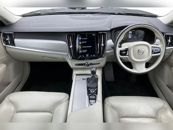 Used Volvo V90 2017 for sale - 75598114: Photo
