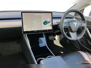 Used Tesla Model 3 2020 for sale - 78062139: Photo