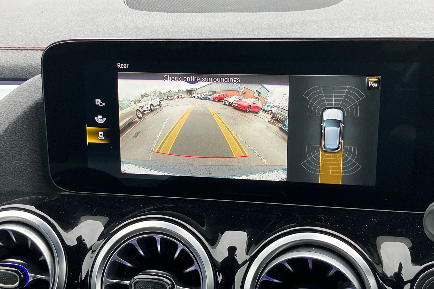 Used Mercedes-Benz EQA 2021 for sale - 76411599: Photo 11