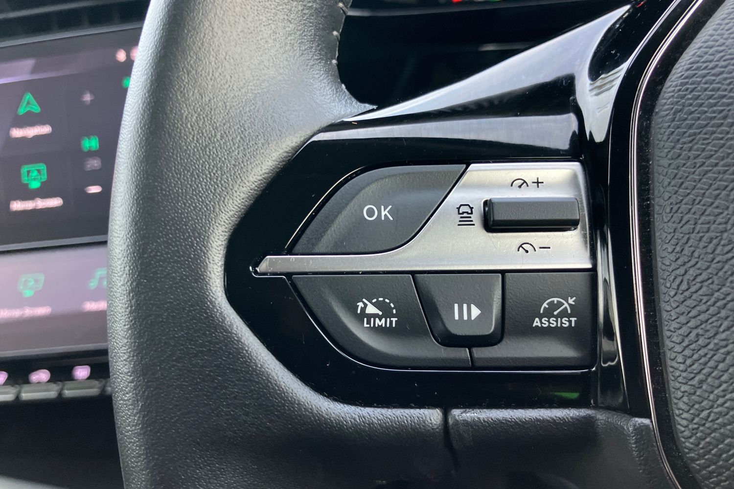 Used Peugeot 408 2023 for sale - 76576327: Photo 14