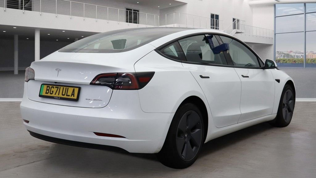 Used Tesla Model 3 2021 for sale - 76617066: Photo 2