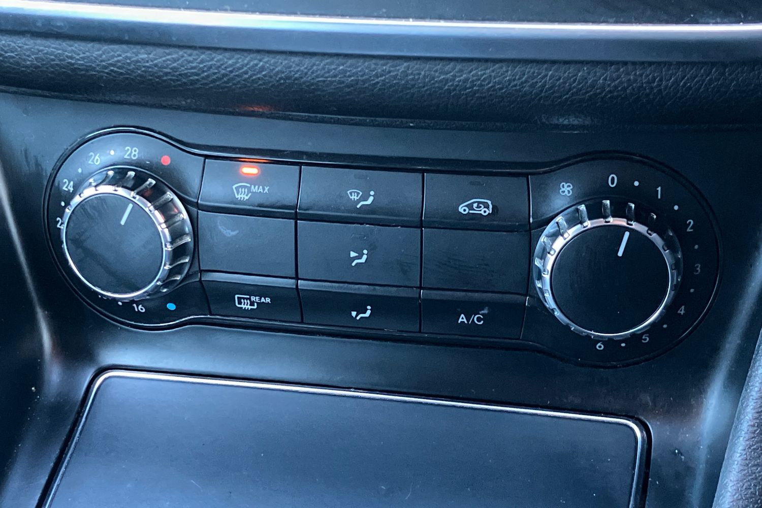 Used Mercedes-Benz GLA 2017 for sale - 77187359: Photo 17