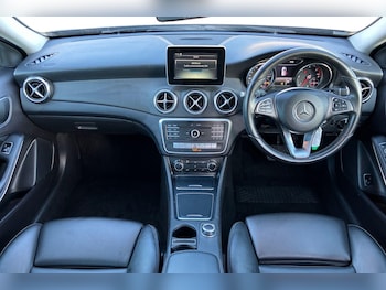 Used Mercedes-Benz GLA 2017 for sale - 77187359: Photo