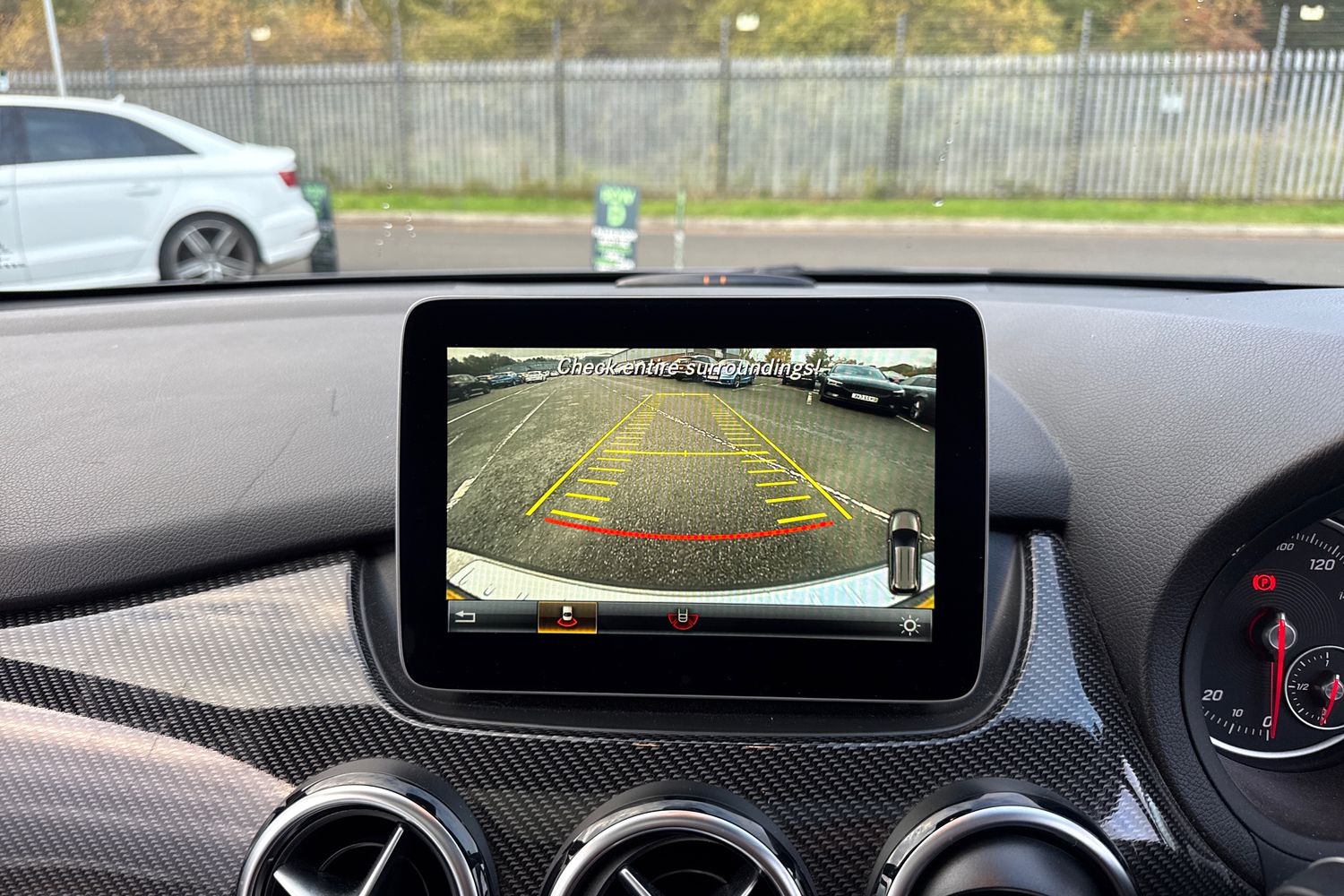 Used Mercedes-Benz B Class 2017 for sale - 76705605: Photo 11