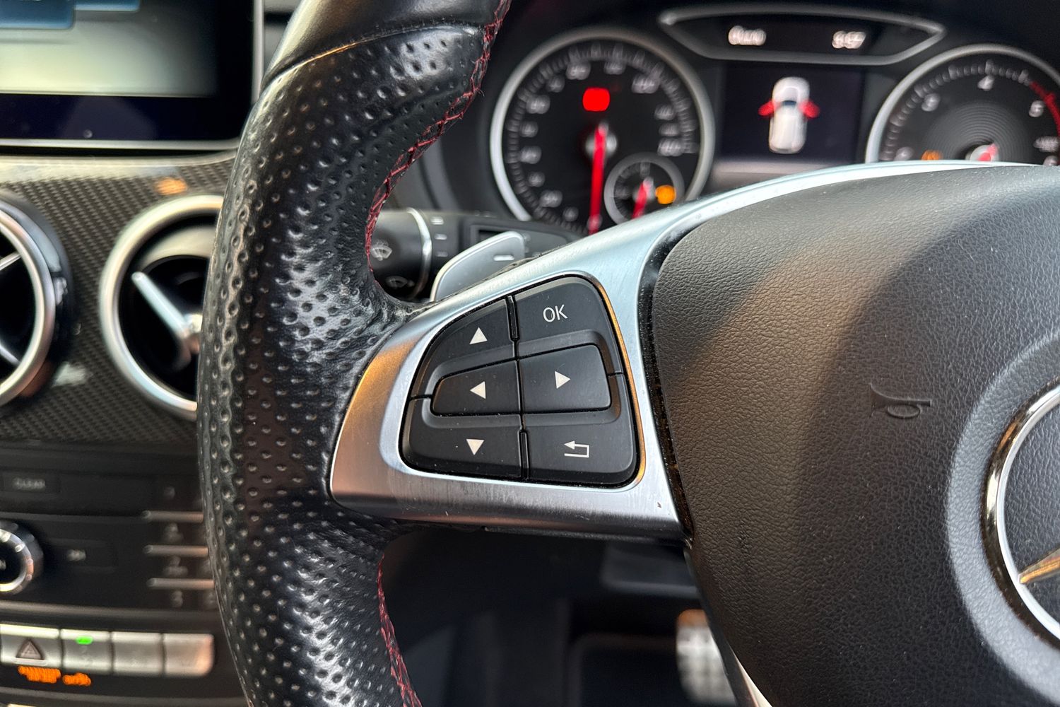 Used Mercedes-Benz B Class 2017 for sale - 76705605: Photo 6