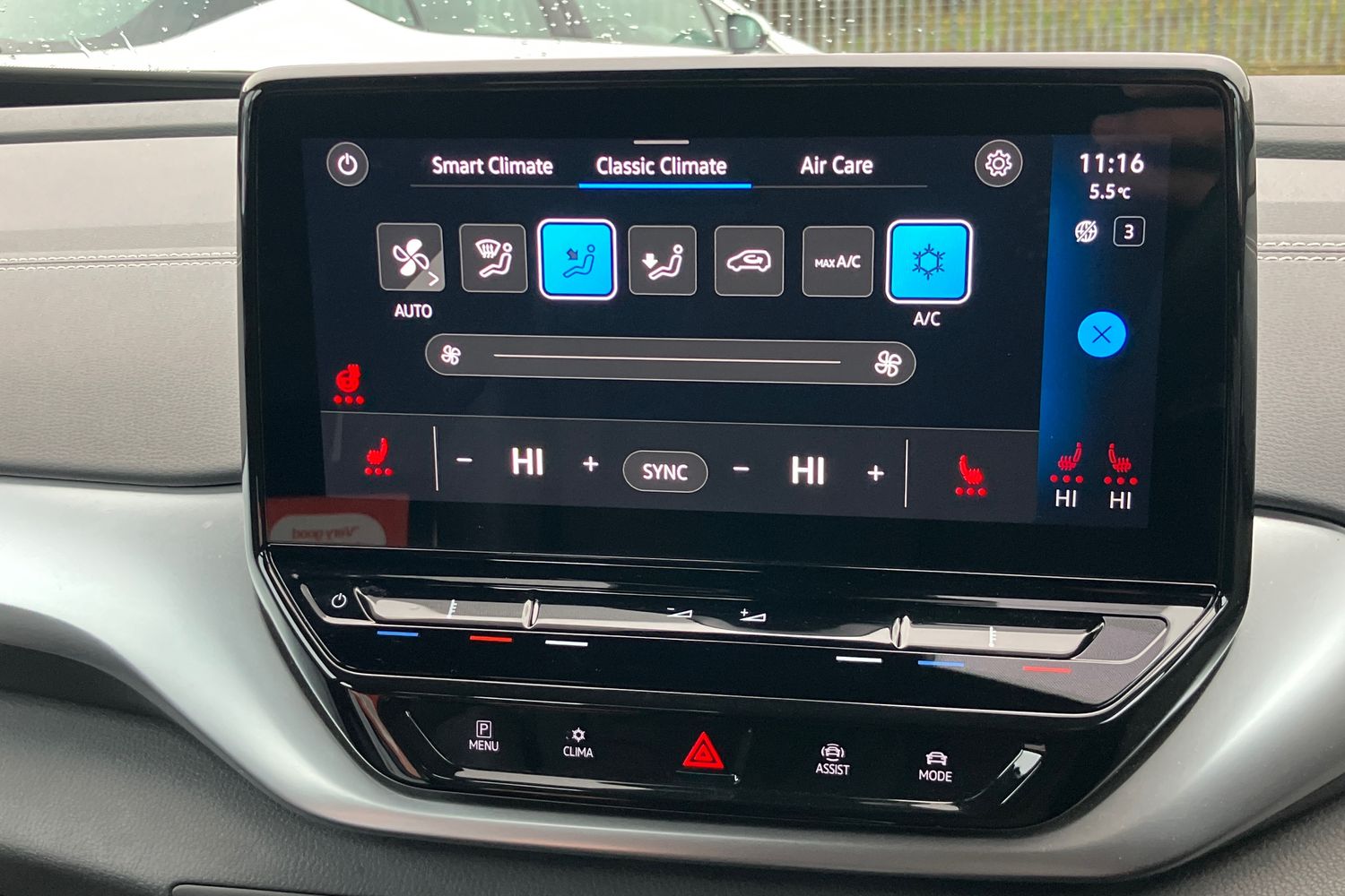 Used Volkswagen ID.4 2023 for sale - 76896260: Photo 12