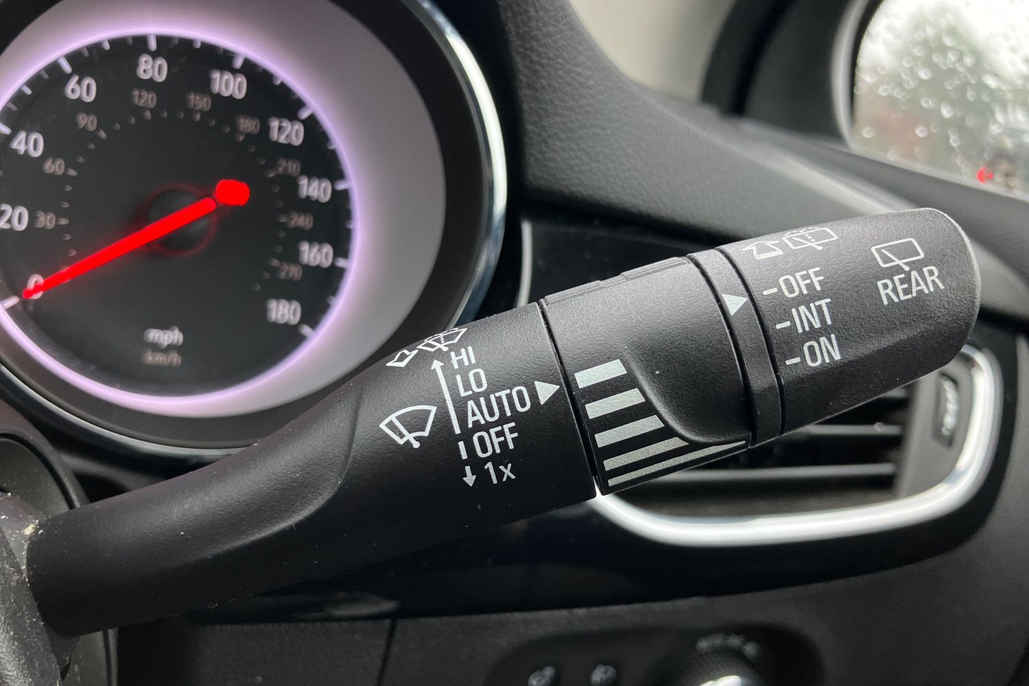 Used Vauxhall Astra 2017 for sale - 76902528: Photo 17