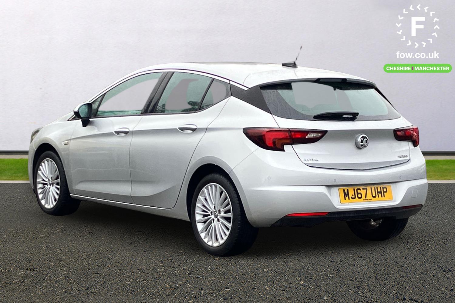 Used Vauxhall Astra 2017 for sale - 76902528: Photo 2