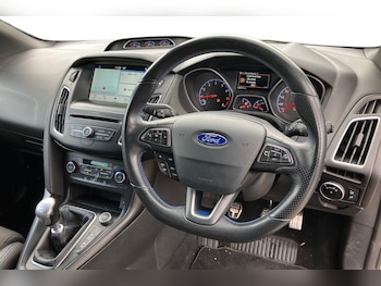Used Ford Focus 2017 for sale - 75667395: Photo