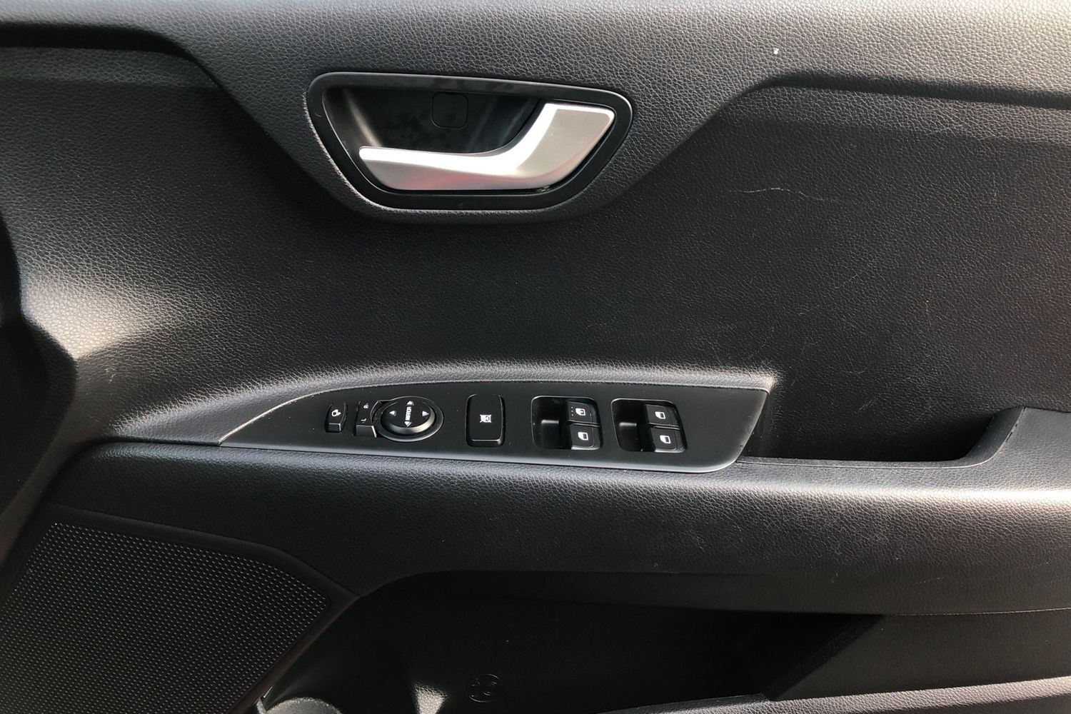 Used Kia Stonic 2022 for sale - 77527638: Photo 12