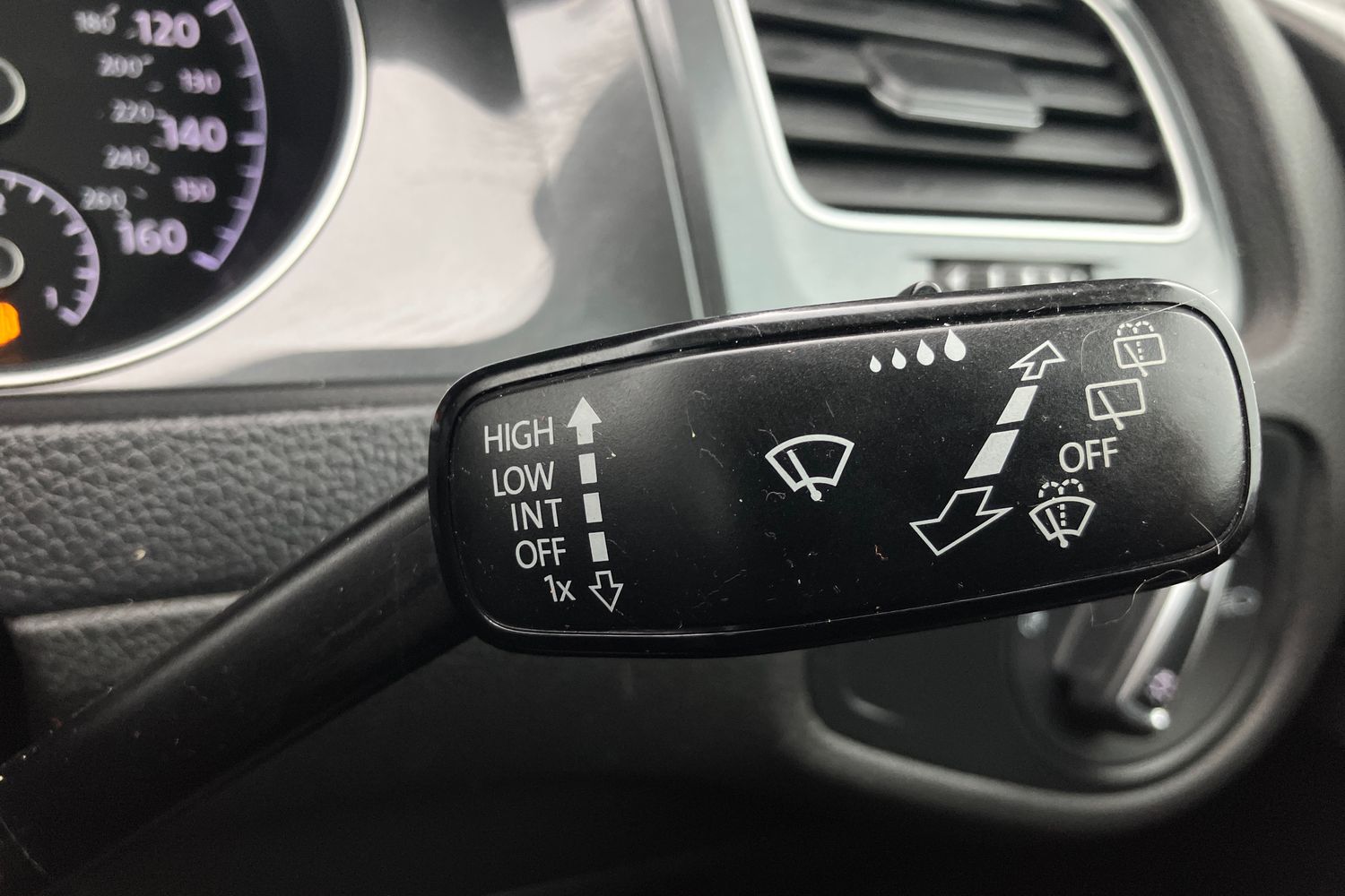 Used Volkswagen Golf 2017 for sale - 77435992: Photo 18