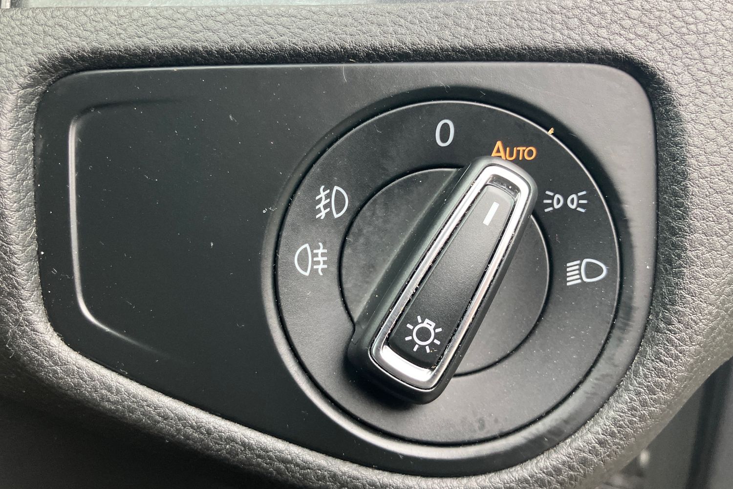 Used Volkswagen Golf 2017 for sale - 77435992: Photo 20